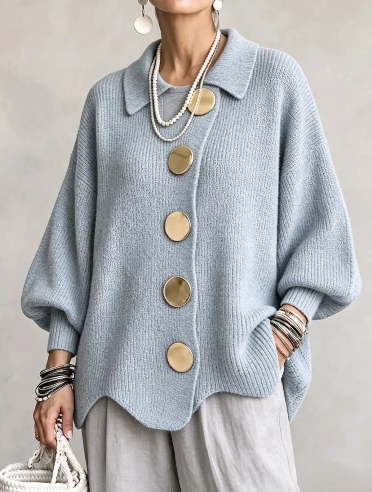 Isadora - Cárdigan Oversize de Punto con Botones Dorados