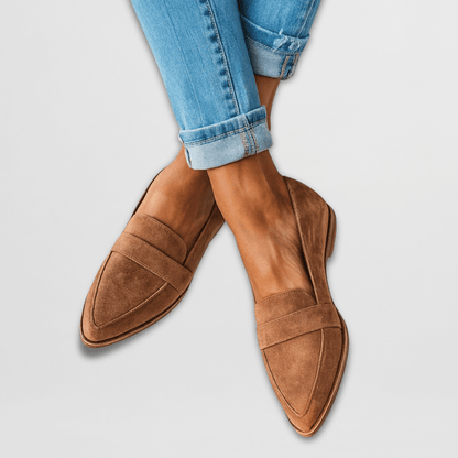 Valeria – Mocasines Elegantes de Ante con Punta Fina