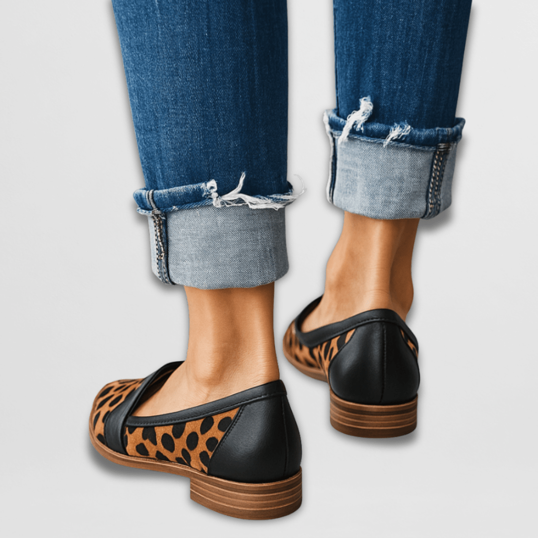 Valeria – Mocasines Elegantes de Ante con Punta Fina